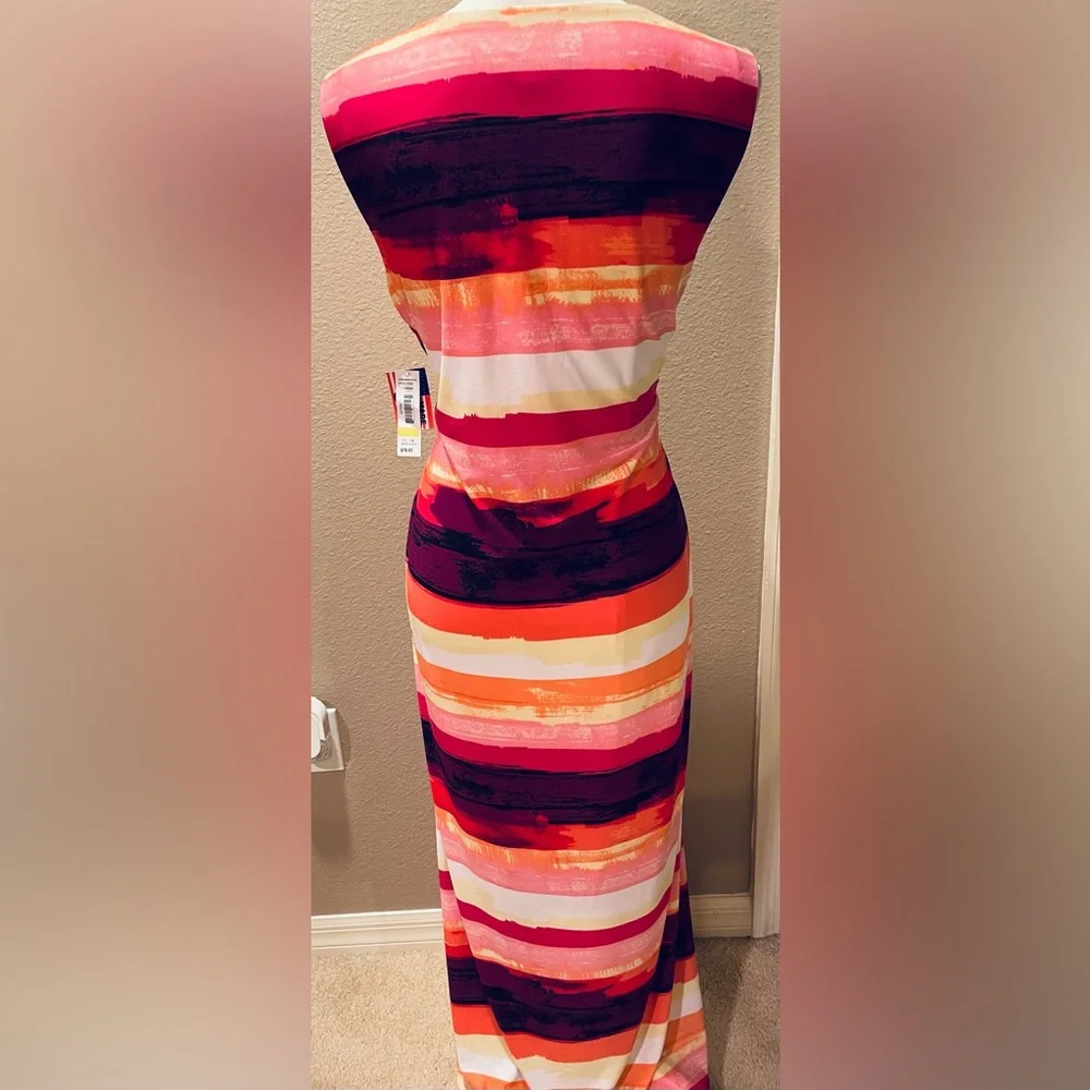 ❤️ON SALE❤️ R & M Colorful Maxi Dress - Picture 2 of 8